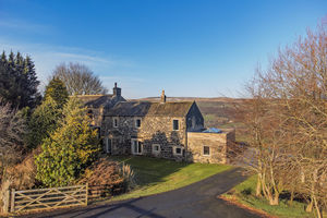 The Long Causeway Brearley